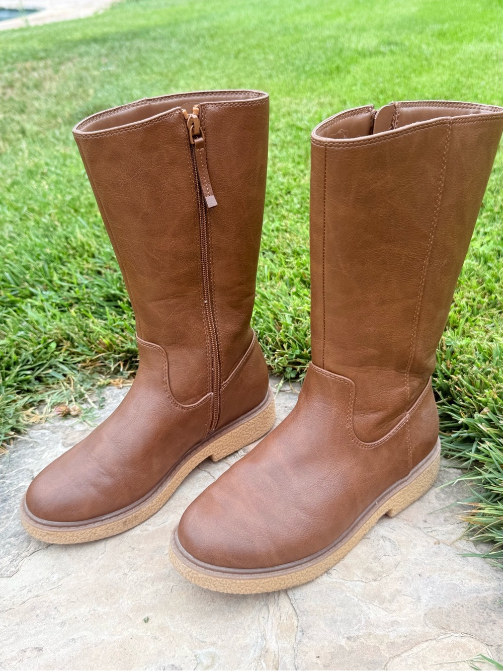 Girl’s Cat & Jack Brown Mid-Calf Zip Casual Boots